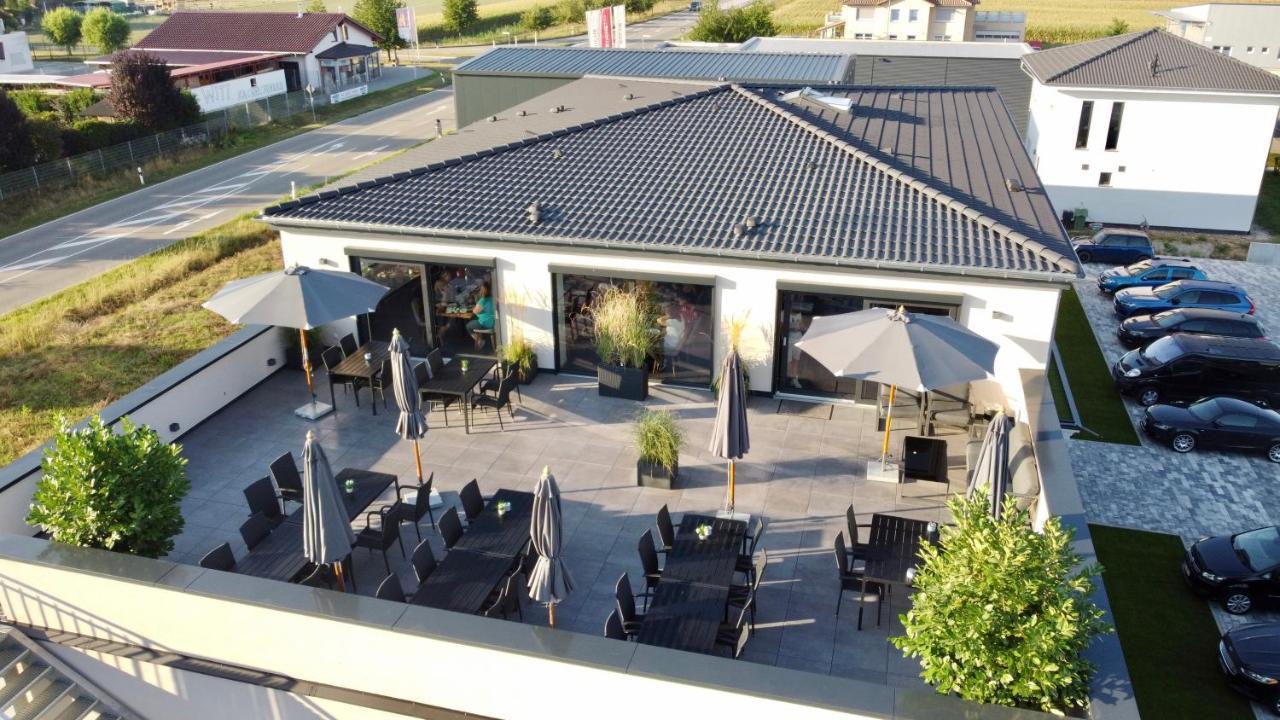 Hotel Sleep&Dream Ringsheim Exterior foto