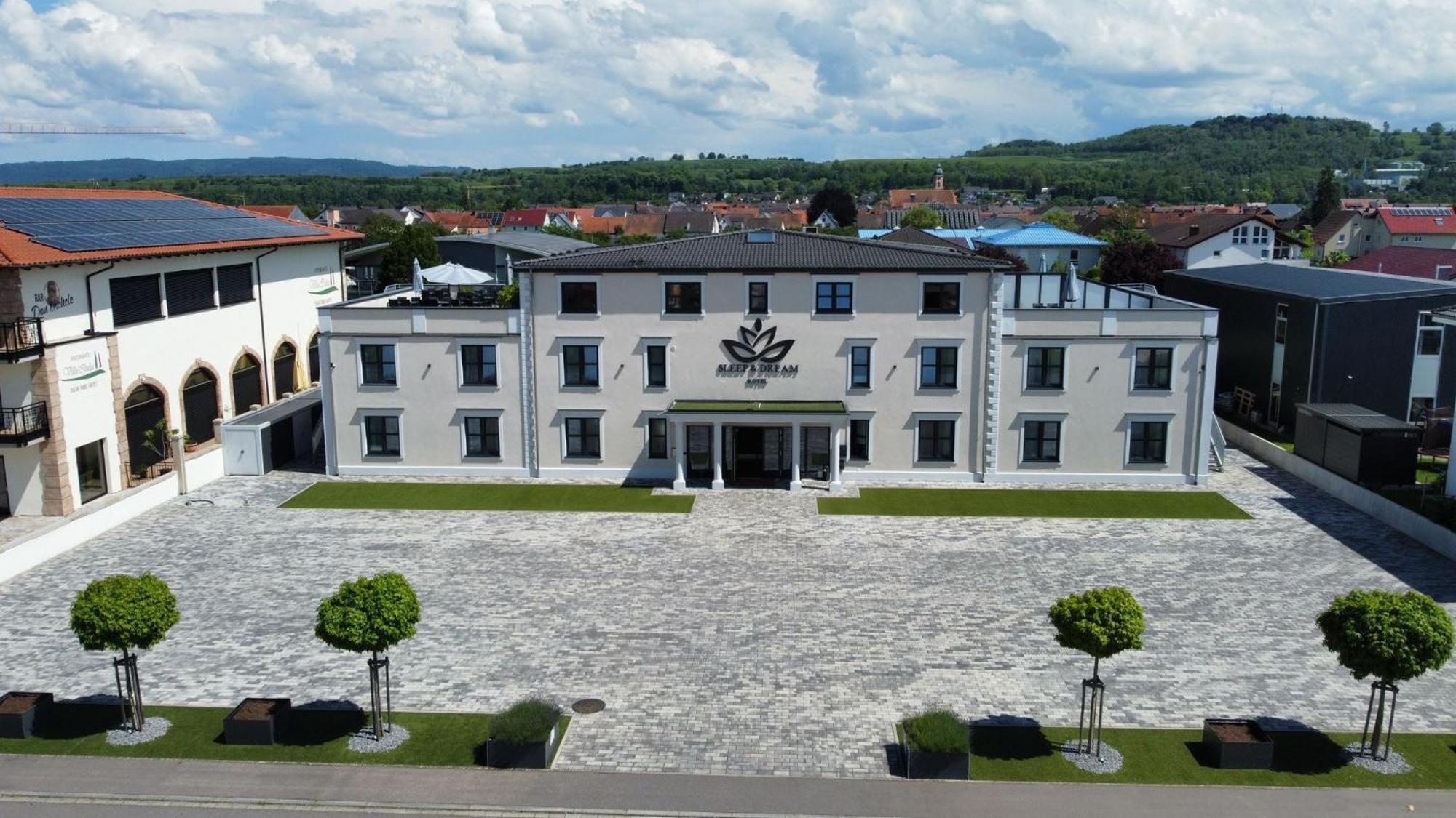 Hotel Sleep&Dream Ringsheim Exterior foto